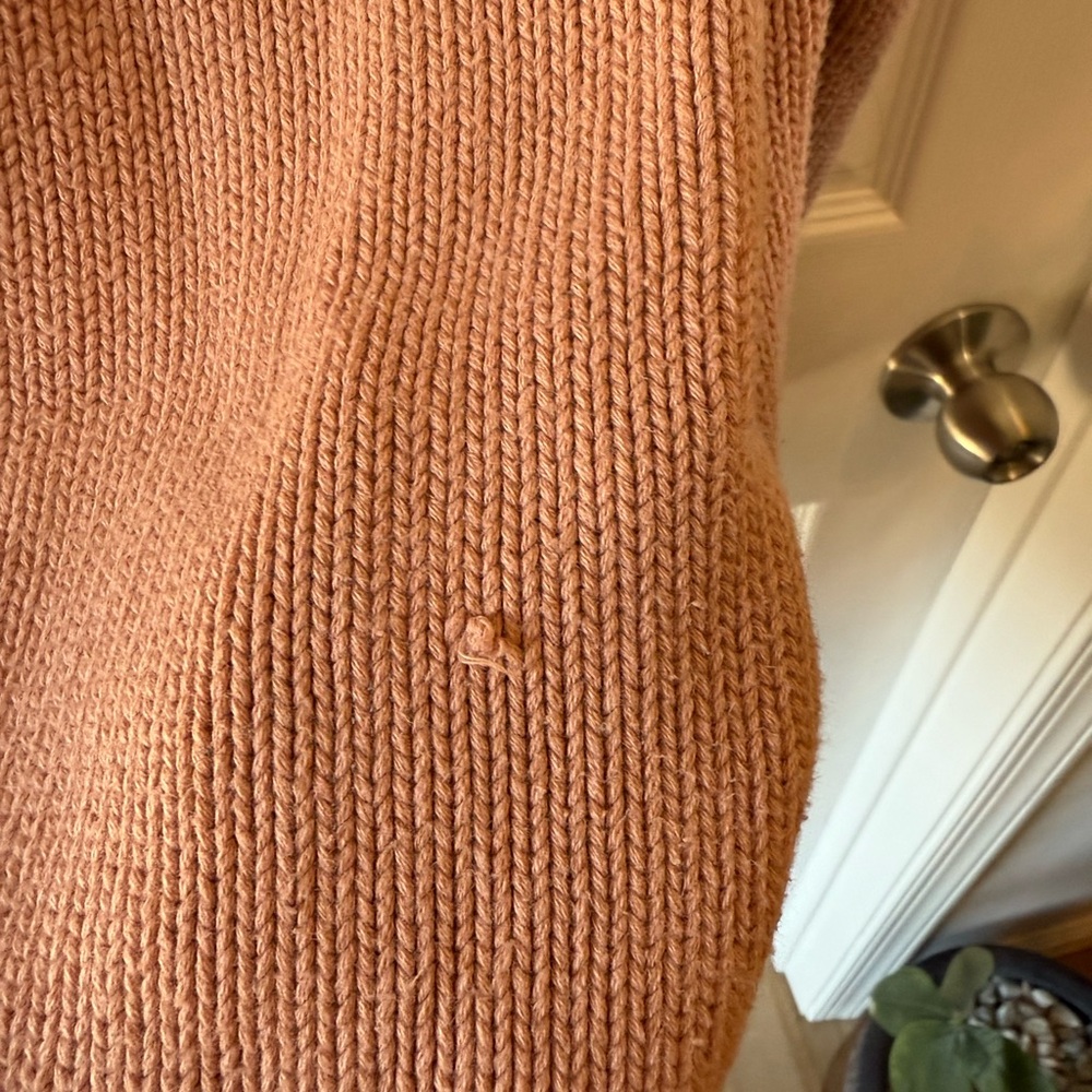 Pink Sweater - Picture 4 of 5